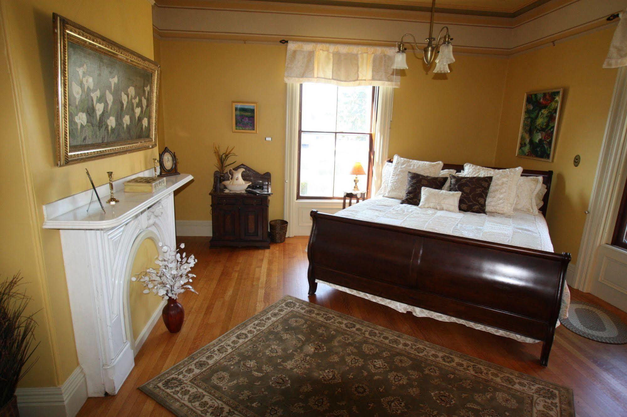 Proctor Mansion Inn Wrentham Dış mekan fotoğraf